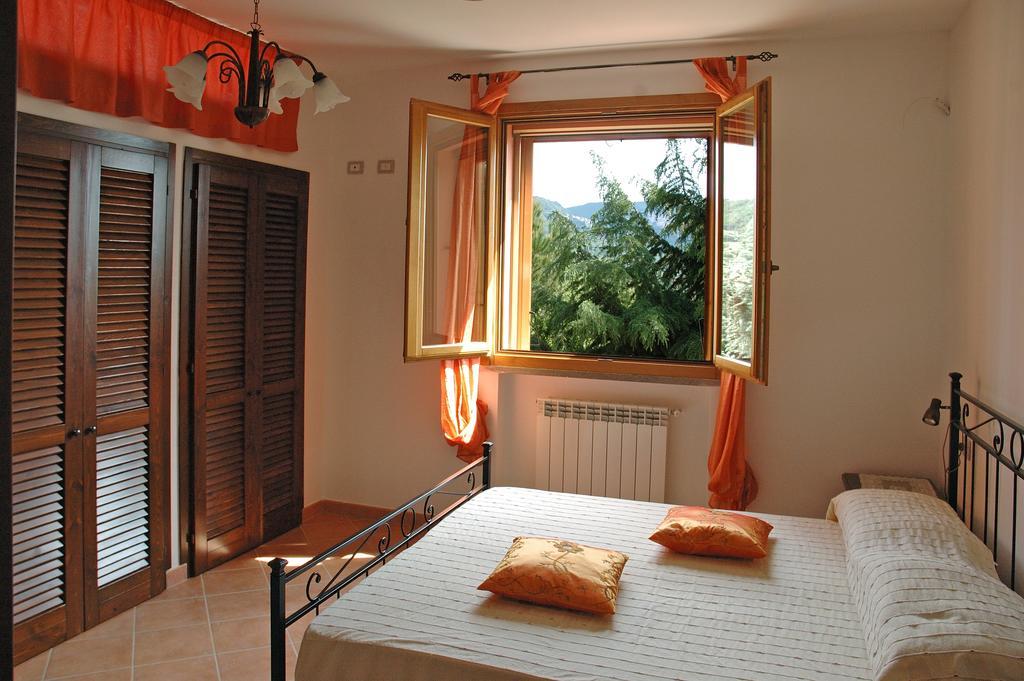 Agriturismo Podere Gozzuto غافورانا الغرفة الصورة